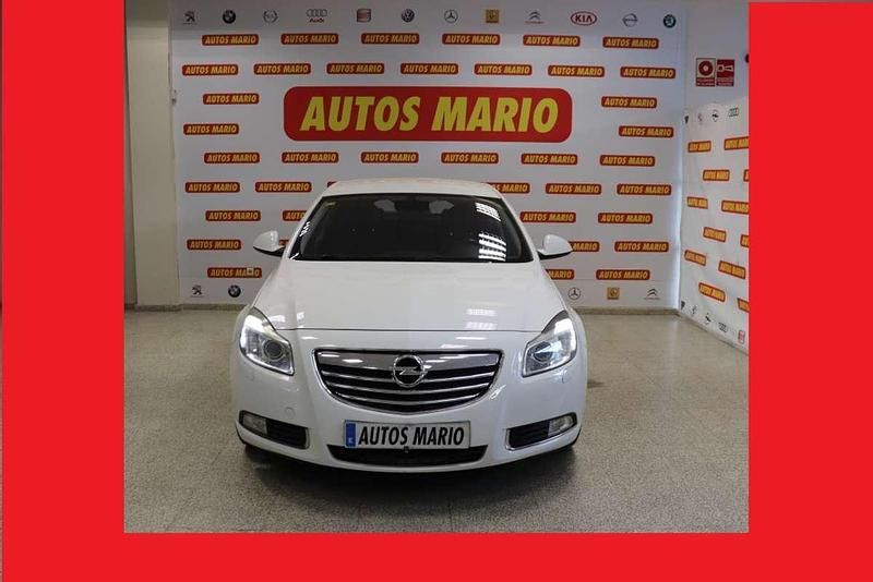 Blanco Usado 2011 Opel Insignia Cosmo Berlina | 5900 € (Precio justo) - Imagen 1/4