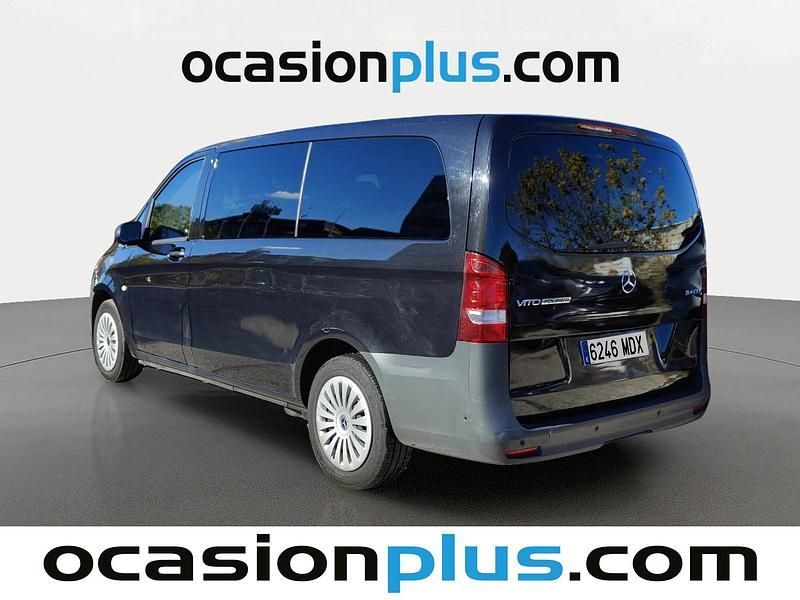 Usado Mercedes Vito 136 CV (100 kW) 2023 Negro Van