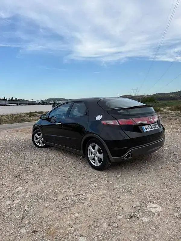 Usado Honda Civic Type S 99 CV (72 kW) 2009 Negro Utilitario