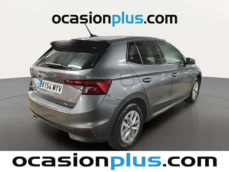 Usado Skoda Fabia Selection 95 CV (69 kW) 2025 Gris Utilitario