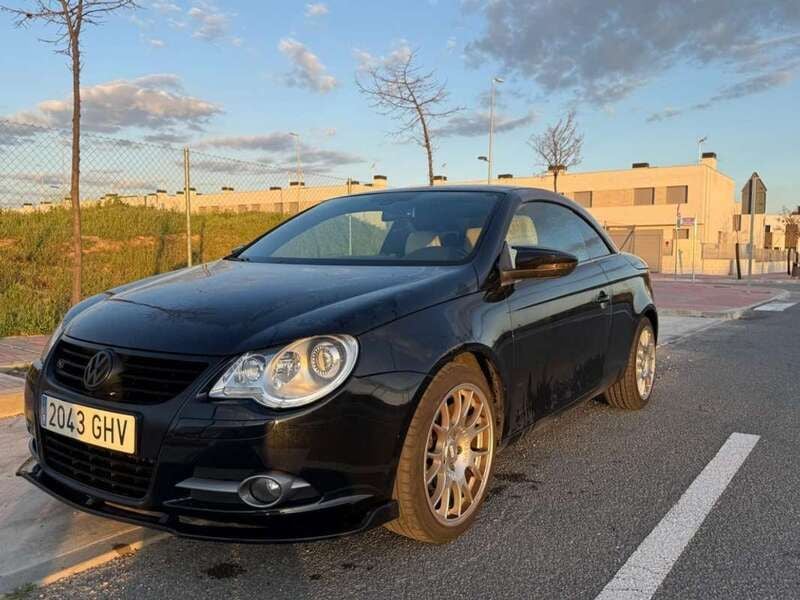 Negro Usado 2009 VW Eos Descapotable | 8999 € (Un poco caro) - Imagen 1/4