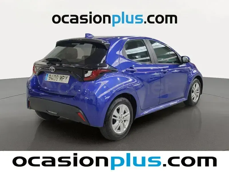 Usado Toyota Yaris Edition 125 CV (91 kW) 2024 Azul Utilitario