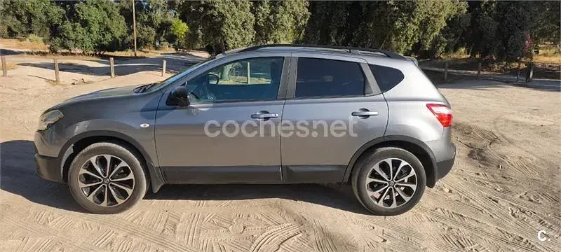 Usado Nissan Qashqai 360º 130 CV (95 kW) 2013 Gris / plata SUV