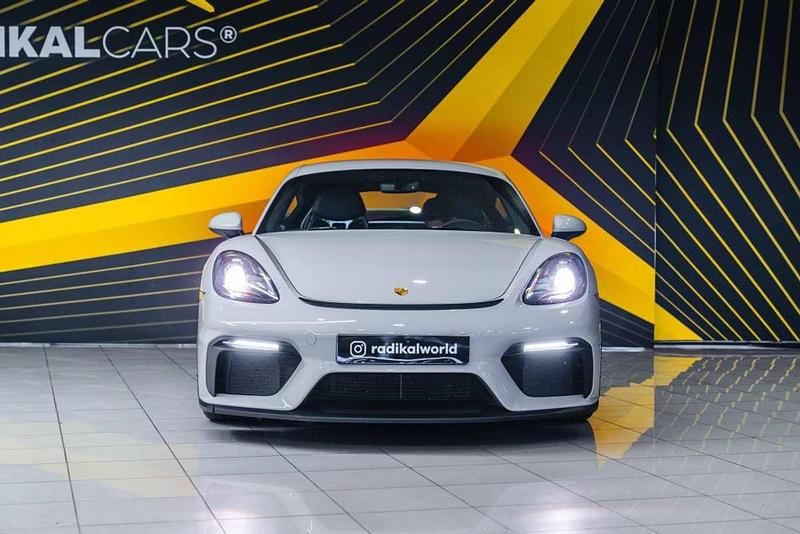 Usado Porsche Cayman GT4 420 CV (308 kW) 2020 Gris Coupe