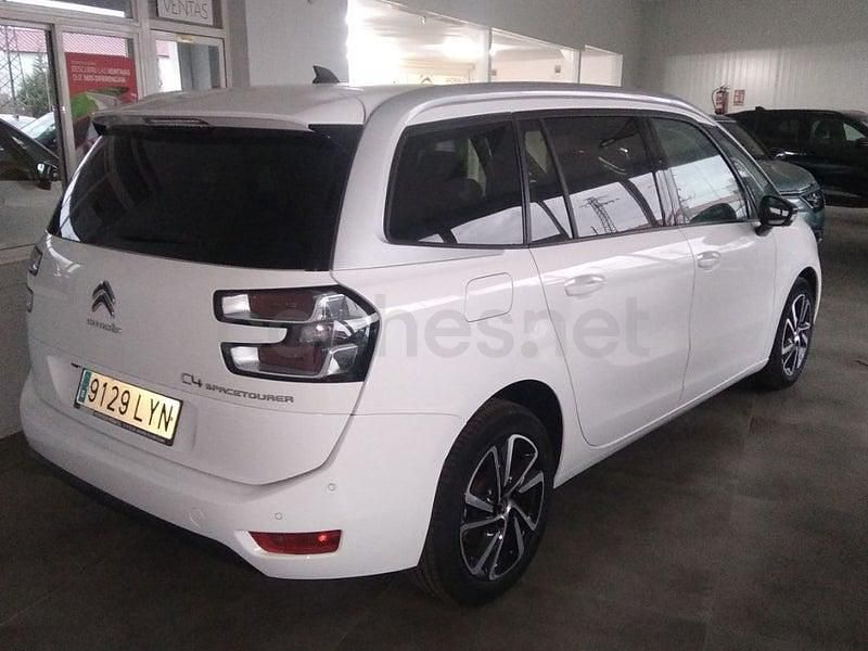 Usado Citroën C4 SpaceTourer Shine 130 CV (95 kW) 2022 Blanco Monovolumen