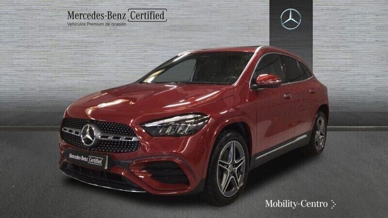 Patagonia red metallic paint Usado 2024 Mercedes GLA250 AMG line SUV | 45.900 € - Imagen 1/4