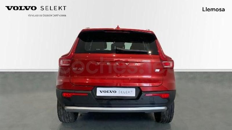 Usado Volvo XC40 Plus 262 CV (192 kW) 2023 Rojo SUV