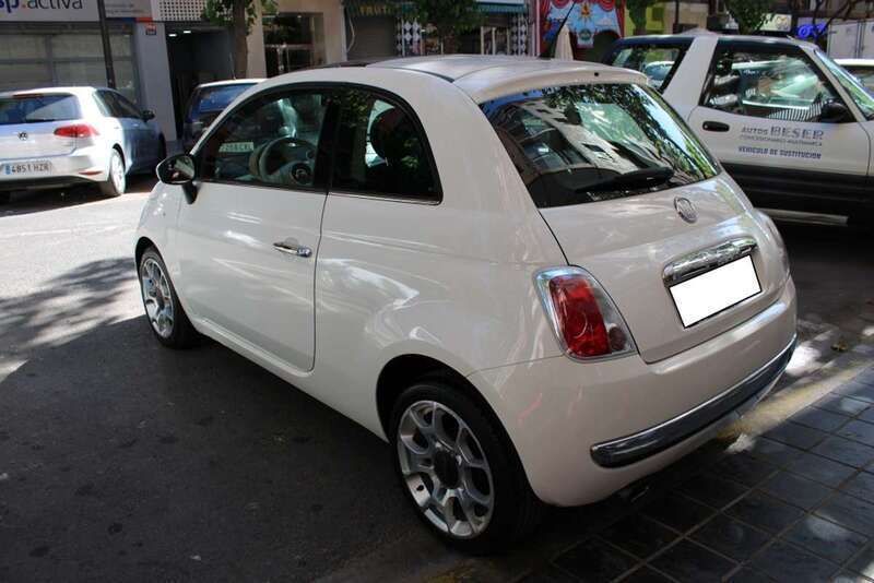 Usado Fiat 500 Lounge 86 CV (63 kW) 2011 Blanco Utilitario
