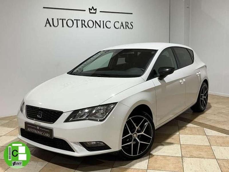 Blanco Usado 2014 Seat Leon Reference Familiar | 11.490 € (Un poco caro) - Imagen 1/4