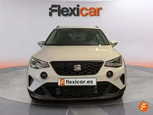 Usado Seat Arona Style 115 CV (84 kW) 2024 Blanco SUV
