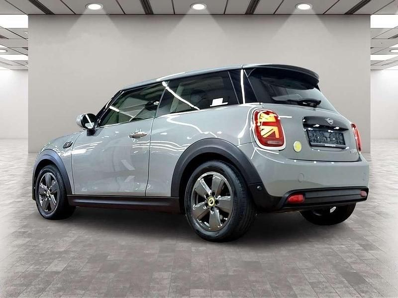 Usado Mini Cooper SE 135 kW (184 CV) 2021 Gris Utilitario