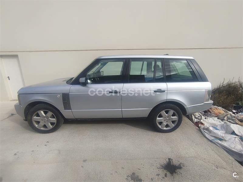 Usado Land Rover Range Rover HSE 272 CV (200 kW) 2008 Gris / plata SUV