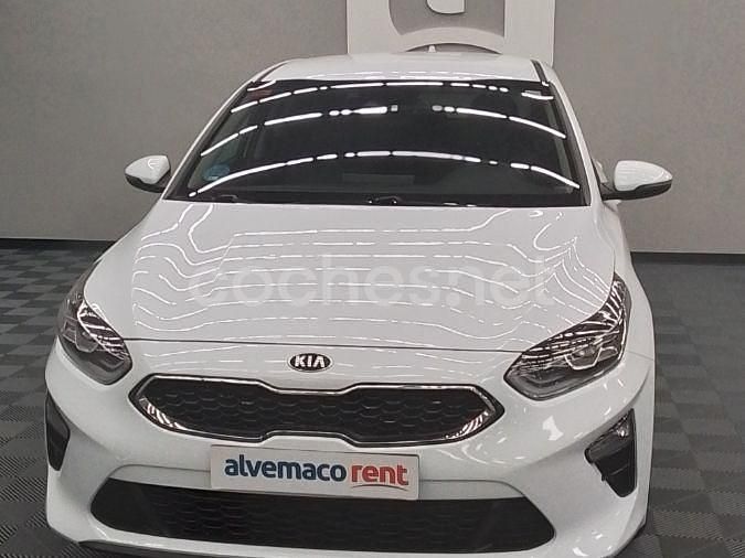 Blanco Usado 2021 Kia Ceed Utilitario | 14.500 € (Precio justo) - Imagen 1/4
