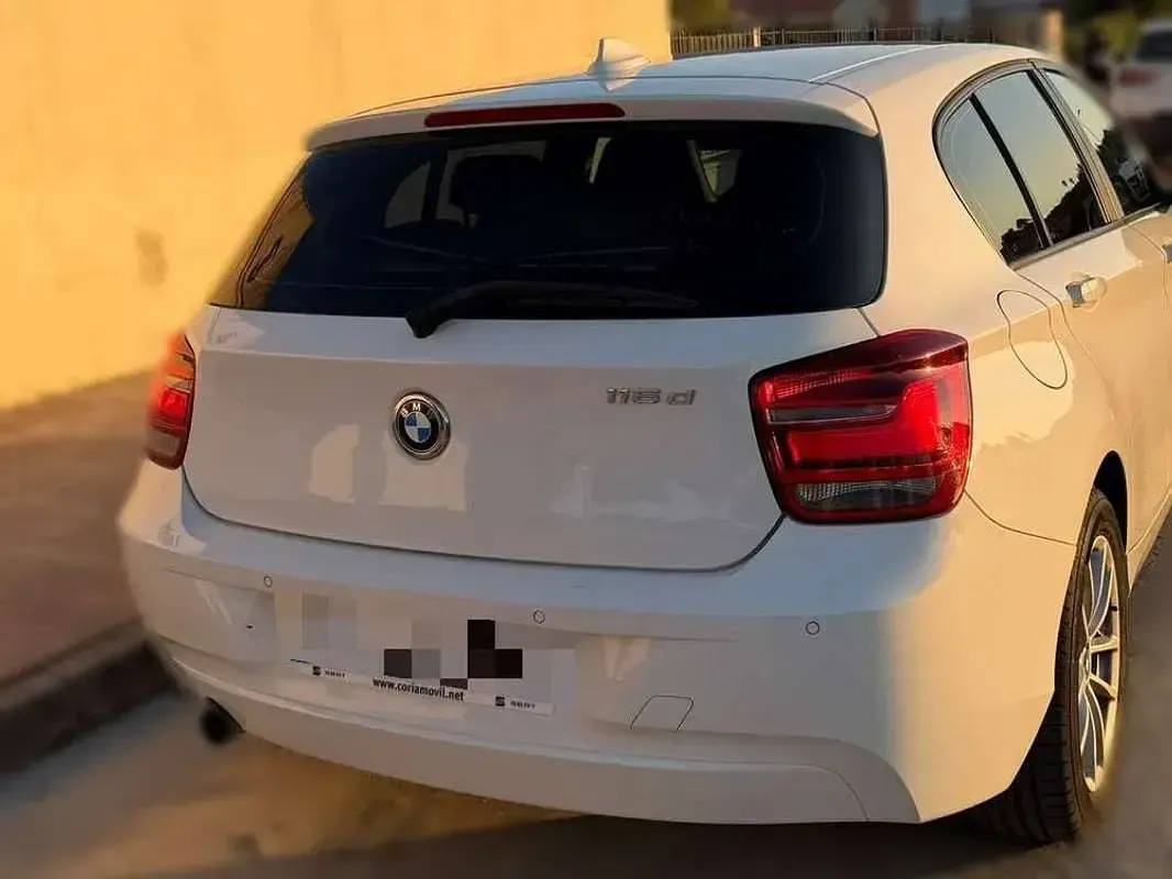 Usado BMW 116 116 CV (85 kW) 2014 Blanco Utilitario