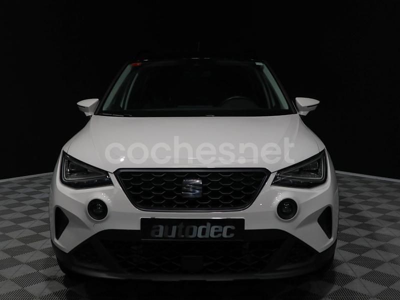 Usado Seat Arona Style 110 CV (80 kW) 2021 Blanco SUV