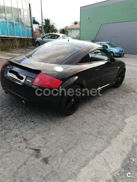 Usado Audi TT 225 CV (165 kW) 2000 Negro Coupe