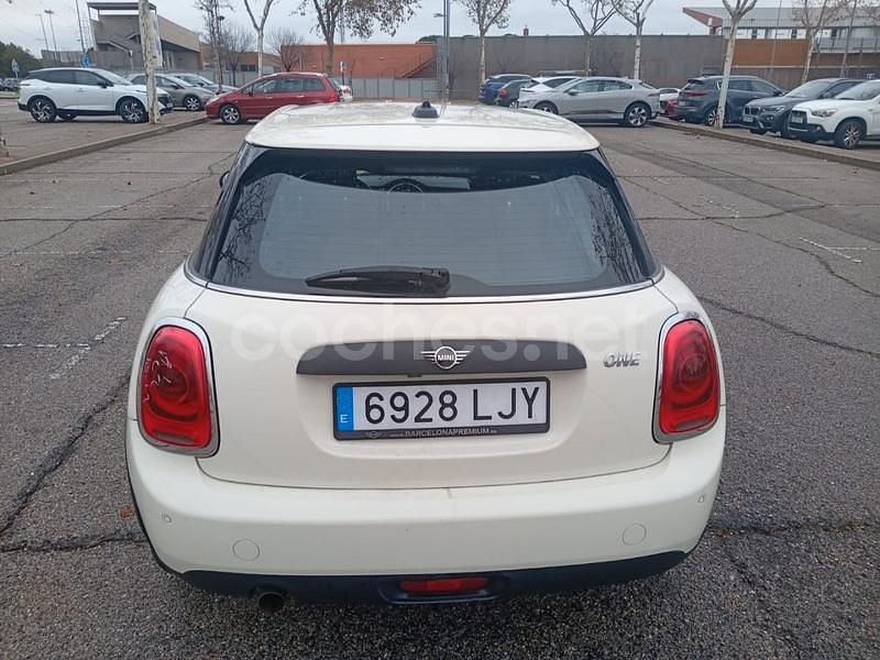 Usado Mini ONE 102 CV (75 kW) 2020 Blanco Utilitario