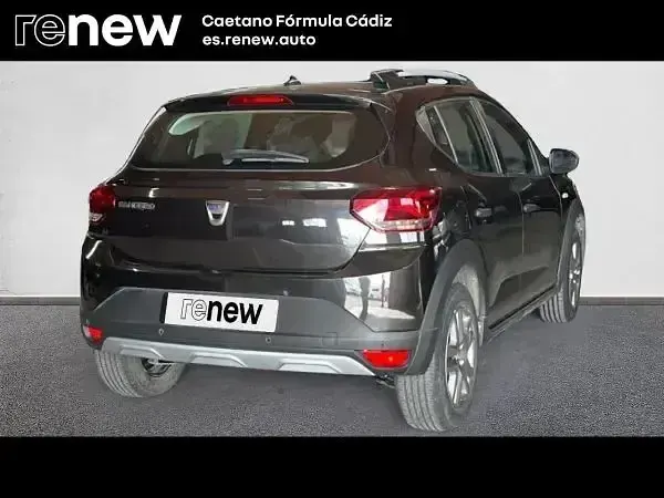 Usado Dacia Sandero Essentiel 91 CV (66 kW) 2022 Negro Berlina