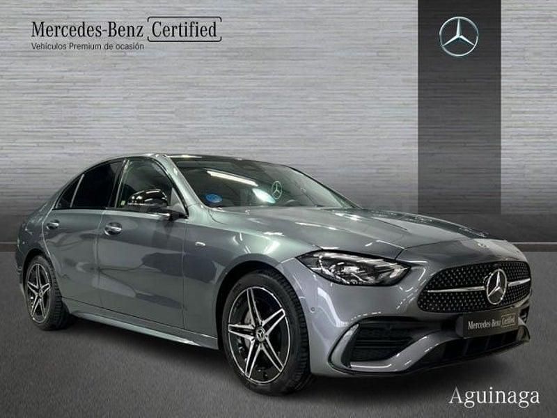 Usado Mercedes C300e 313 CV (230 kW) 2025 Gris / plata Berlina