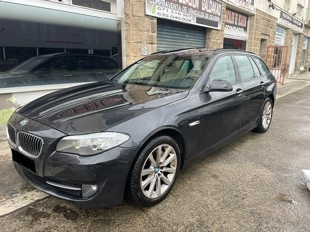 Gris Usado 2011 BMW 530 Familiar | 6500 € - Imagen 1/4