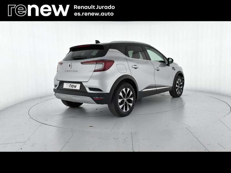 Usado Renault Captur Techno 91 CV (66 kW) 2024 Gris SUV