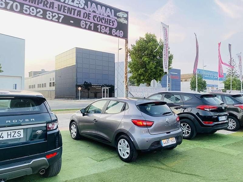 Usado Renault Clio GrandTour Expression 75 CV (55 kW) 2014 Gris Familiar