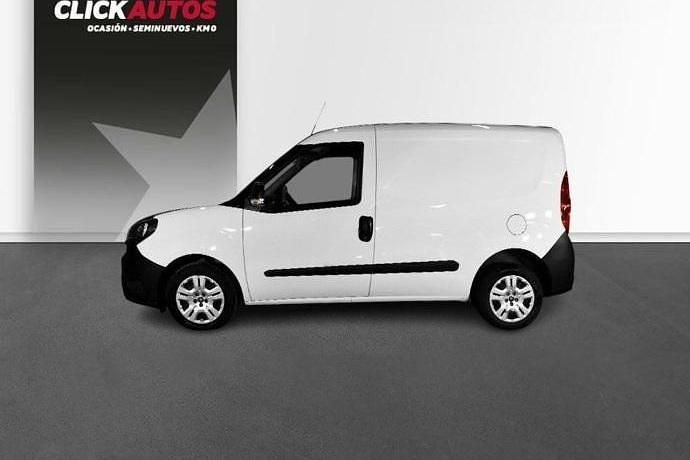 Usado Fiat Doblò 90 CV (66 kW) 2022 Monovolumen