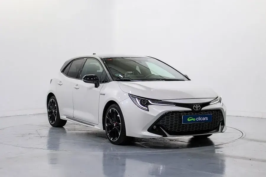 Usado Toyota Corolla Sport 184 CV (135 kW) 2021 Blanco Berlina