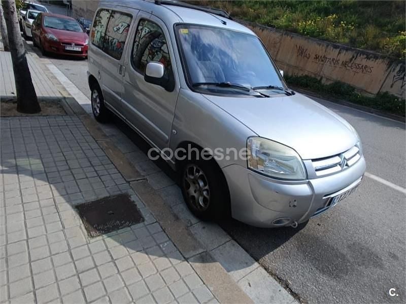 Usado Citroën Berlingo XTR 90 CV (66 kW) 2009 Gris / plata Monovolumen