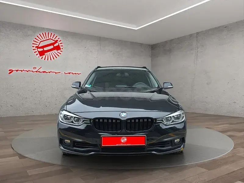 Usado BMW 318 Comfort Edition 136 CV (100 kW) 2016 Negro Berlina