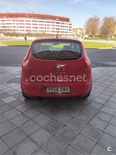 Usado Seat Altea Stylance 140 CV (102 kW) 2004 Rojo Monovolumen