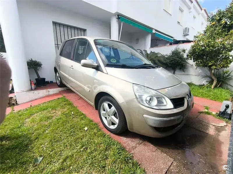 Usado Renault Scenic E-Tech Dynamique 85 CV (62 kW) 2007 Beige Monovolumen