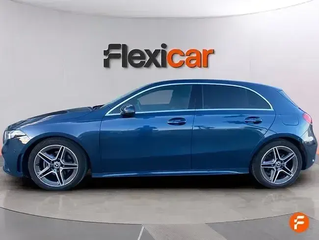 Usado Mercedes A180 136 CV (100 kW) 2021 Azul