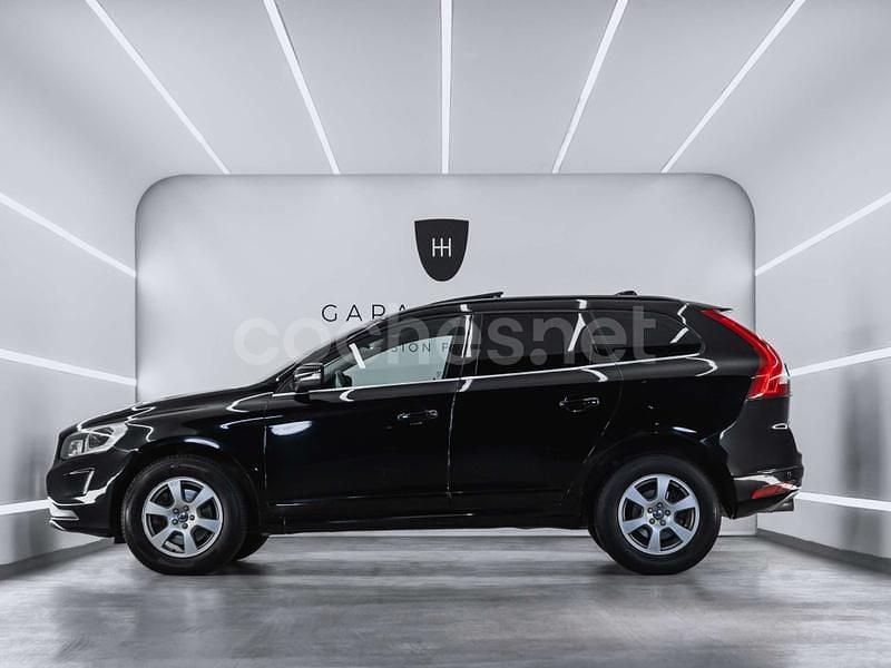 Usado Volvo XC60 Momentum 136 CV (100 kW) 2015 Negro SUV