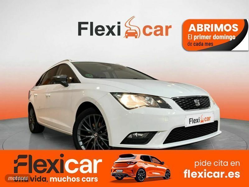 Blanco Usado 2016 Seat Leon ST CONNECT Familiar | 12.390 € (Caro) - Imagen 1/4