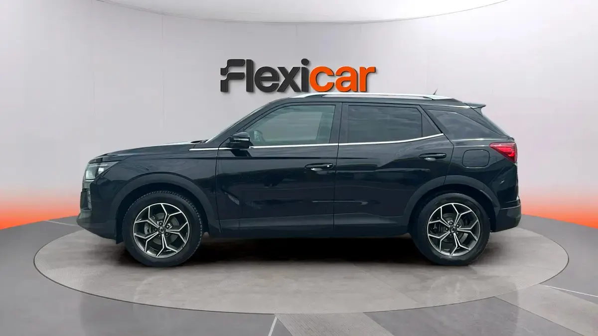 Usado SsangYong Korando Limited 149 CV (109 kW) 2023 Negro SUV