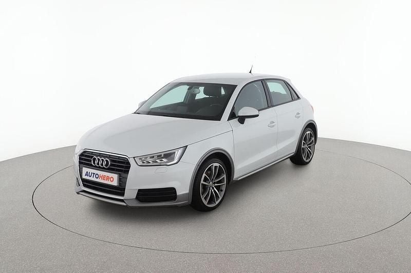 Blanco Usado 2016 Audi A1 Attraction Utilitario | 14.599 € (Precio justo) - Imagen 1/4