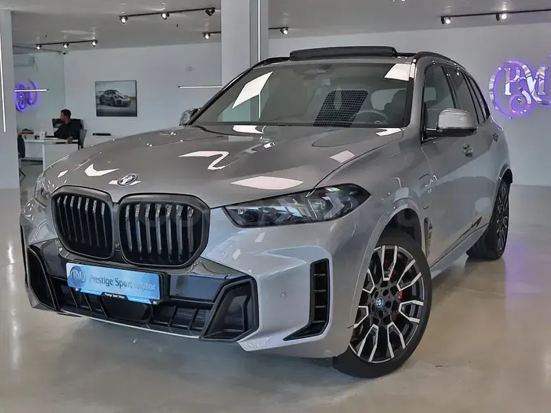 Usado BMW X5 xLine 489 CV (359 kW) 2023 Gris / plata SUV