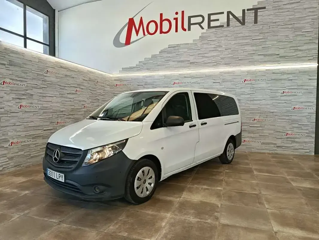 Usado Mercedes Vito 102 CV (75 kW) 2021 Blanco Van