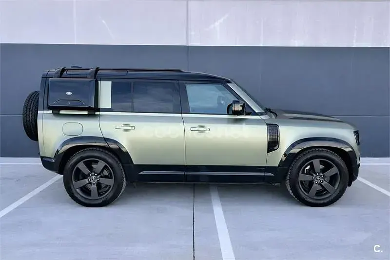 Usado Land Rover Defender HSE 400 CV (294 kW) 2021 Verde SUV
