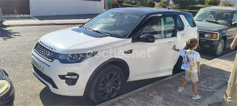 Usado Land Rover Discovery Sport HSE Luxury 150 CV (110 kW) 2018 Blanco SUV