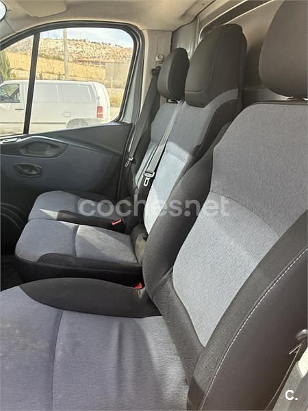 Gris / plata Usado 2019 Opel Vivaro Van | 13.900 € (Super precio) - Imagen 1/4