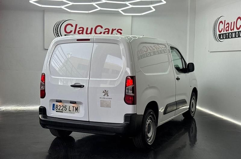 Usado Peugeot Partner S 100 CV (73 kW) 2021 Blanco Monovolumen