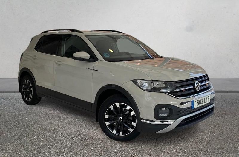 Usado VW T-Cross Advance 95 CV (69 kW) 2022 Beige SUV
