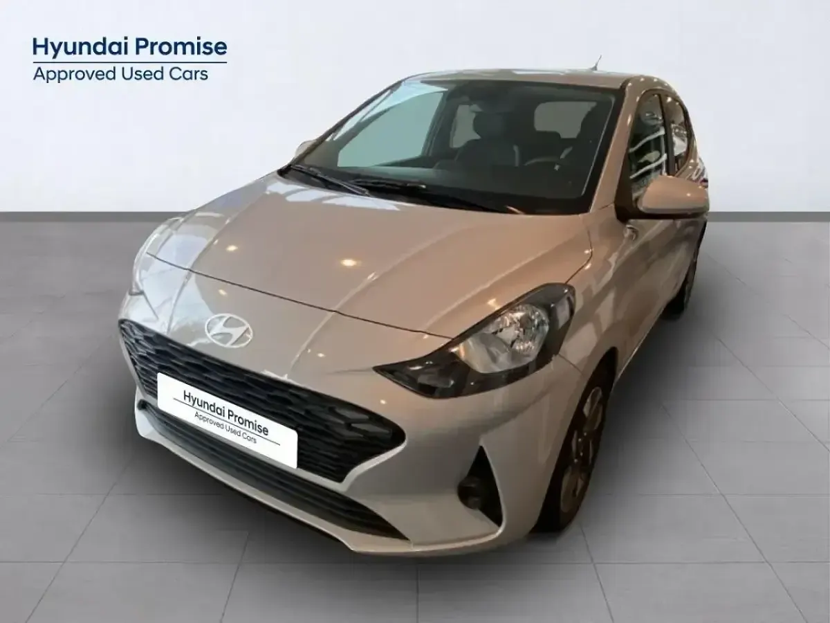 Nuevo Hyundai i10 63 CV (46 kW) 2025 Gris / plata Utilitario