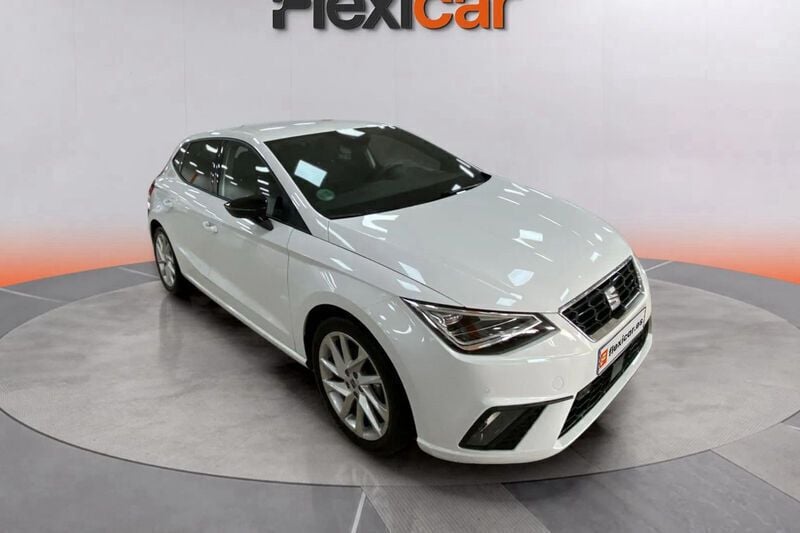 Blanco Usado 2024 Seat Ibiza FR Berlina | 18.590 € (Buen precio) - Imagen 1/4