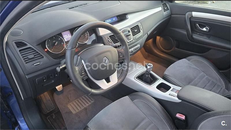 Usado Renault Laguna III GT 180 CV (132 kW) 2008 Azul Berlina
