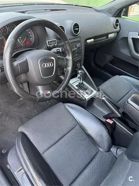 Usado Audi A3 Sportback Ambition 250 CV (183 kW) 2006 Negro Utilitario