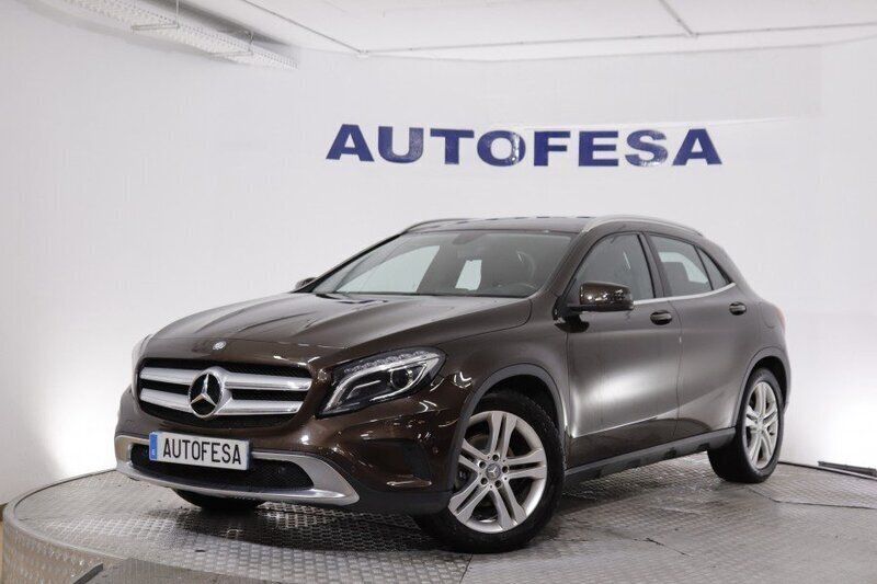 Marron Usado 2014 Mercedes GLA200 SUV | 17.450 € (Buen precio) - Imagen 1/4