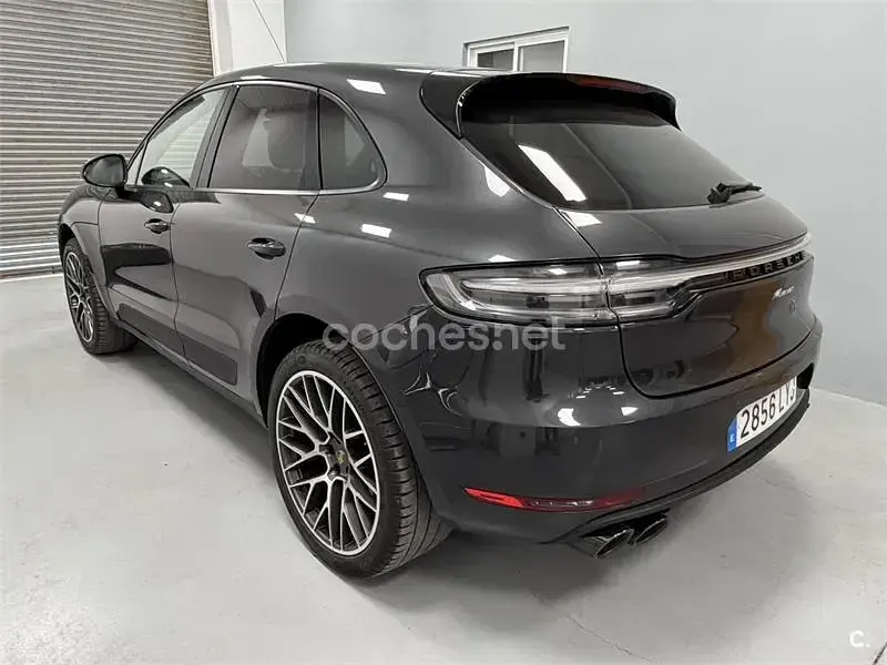Usado Porsche Macan 245 CV (180 kW) 2022 Gris / plata SUV